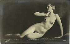 Vintage Glamour Nude Art Erotic Risque Photo, 13.5x8.5cm (O1)