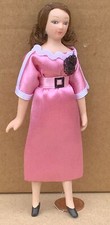 Dolls House Margot The Lady In A Pink Dress 1:12 Scale Miniature Doll E tumdee