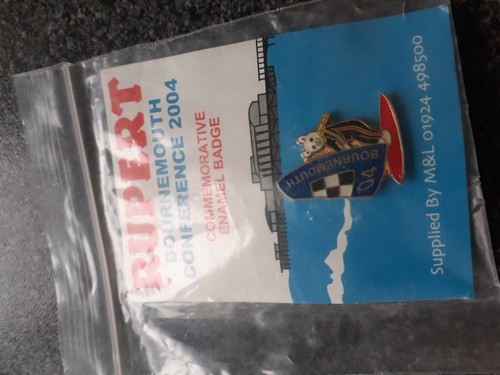 Rupert bear pin badges - , x4