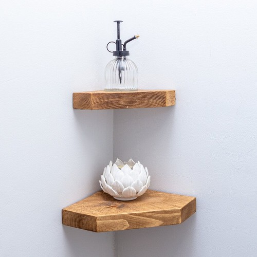 Diamond shape wooden corner