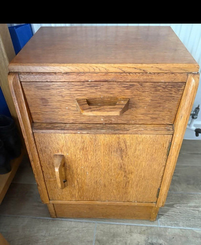 Plan wooden bedside cabinet - g,
