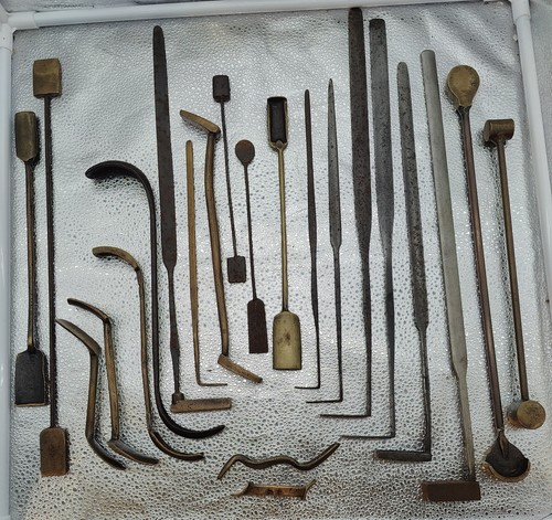 Vintage foundry tools - vintage,