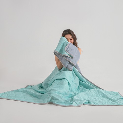 Cooling blanket for hot - cooling,