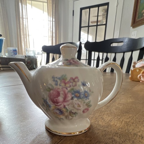 Sadler floral porcelain - floral, gold