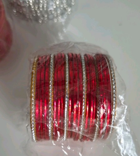 Red churi bangles set - red,