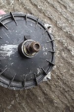 LAMBRETTA LI SX TV SCOOTER INNOCENTI FRONT WHEEL HUB AND SPINDLE 7