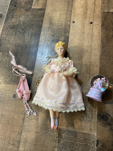 Barbie ballet slipper - ballet,