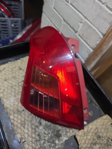 Suzuki swift rear tail light - suzuki,