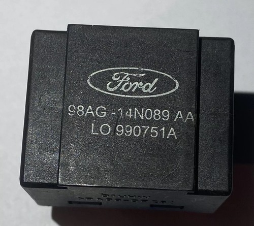 Wiper control black relay - black,