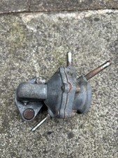 VW T2 Type 4 1800 Engine Fuel Pump, Mount Plate & Rod