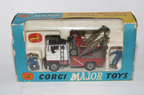 Corgi 1142 holmes - 1142, wrecker,