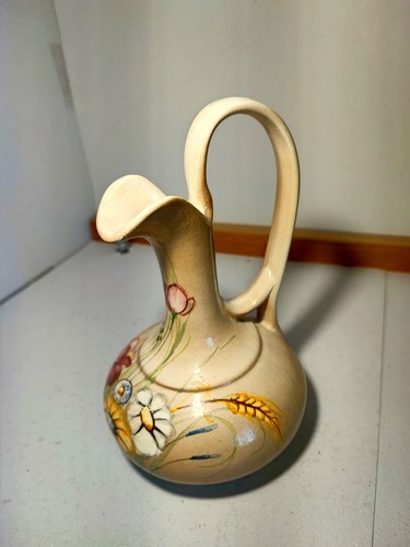 Decorated vase painted height - painted,
