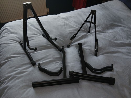 Black metal folding guitar - 4,