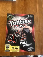 Hasbro YAHTZEE Classic Dice Game