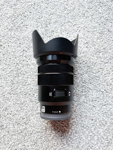 Sony mount 105mm f - f/4, g