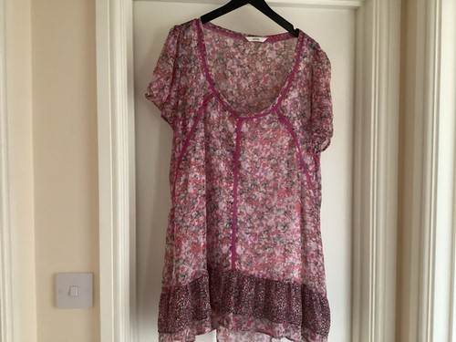 Beautiful tunic top - s, with