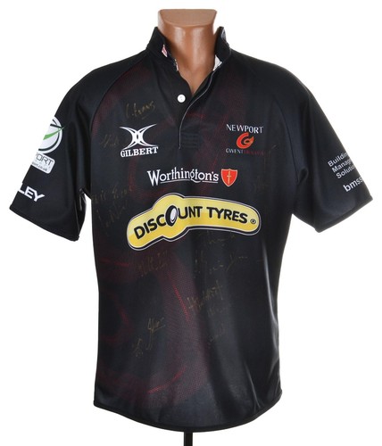 Bnwt signed newport gwent - *bnwt*,