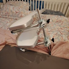 Wren Kitchen Corner Cabinet Cupboard with Pull-Out Carousel with 2 Shelves