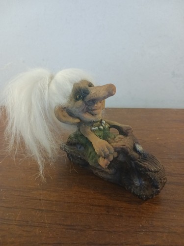 Nyform norway troll grandma - nyform,