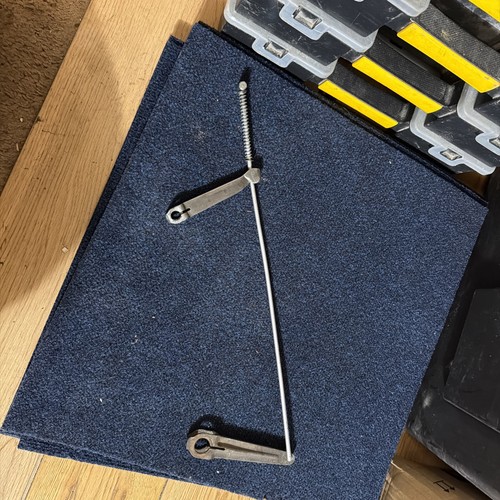 Front and rear set - rake, lever