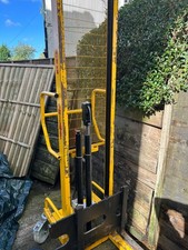 Manual Wilmat Hydraulic high lift pallet stacker