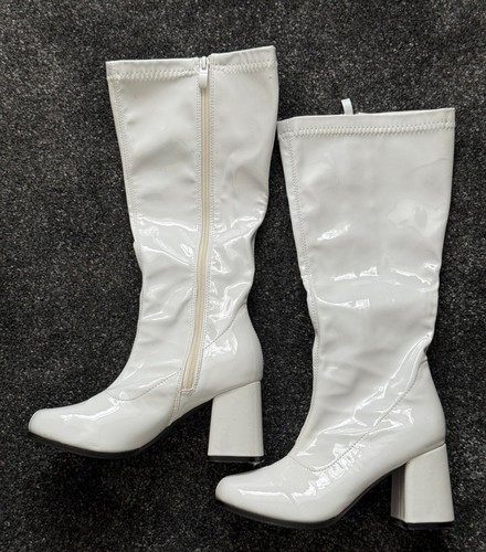 Ladies white knee high patent - white,