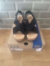 Clarks Merida West Black