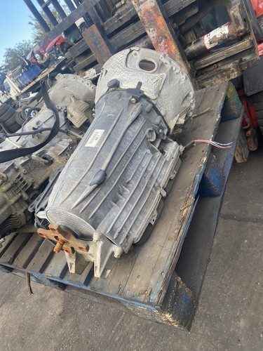 Mercedes benz class w212 - benz,