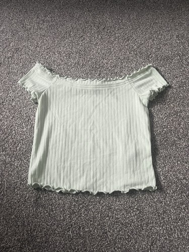 Girls crop the - girls, shoulder