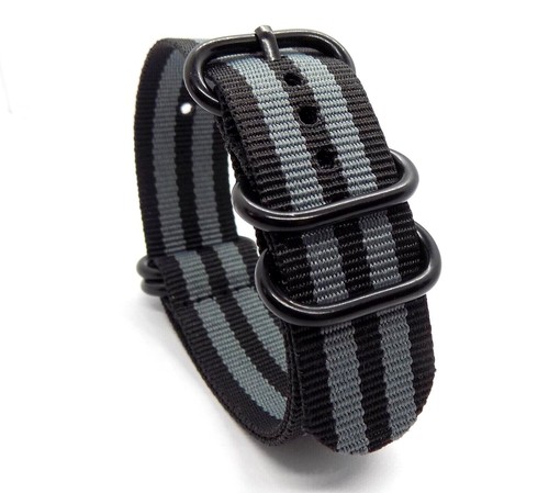 Black steel buckle rings - steel,