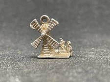 VINTAGE SOLID SILVER LADIES TRADITIONAL WINDMILL WIND MILL CHARM PENDANT