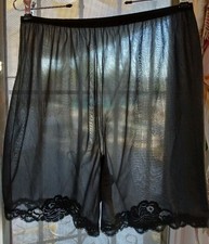 Vintage 50s Vanity Fair Black