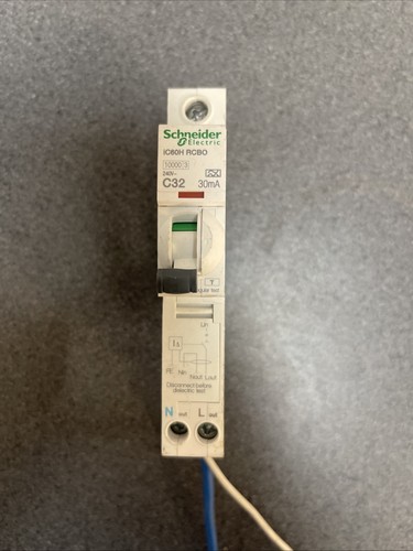 Schneider amp type 30ma - amp,