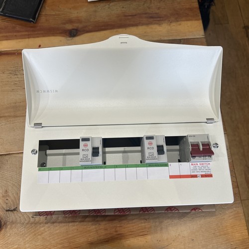 Wylex split load consumer unit - wylex,