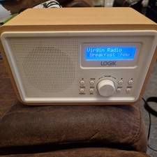 LOGIK - LHDR15 Portable DAB/FM Clock Radio - Light Wood & White - Tested