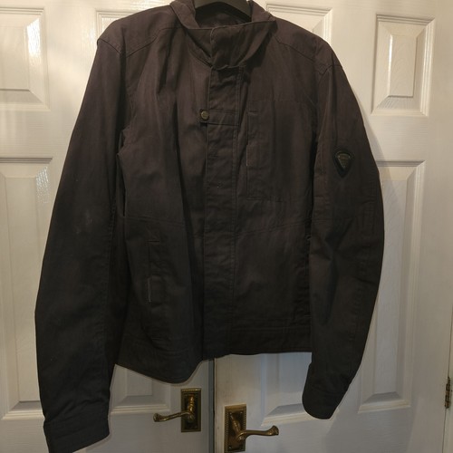 Triumph casual motor cycle - casual,