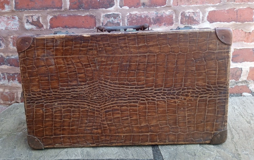 Antique 1920 faux - antique, crocodile
