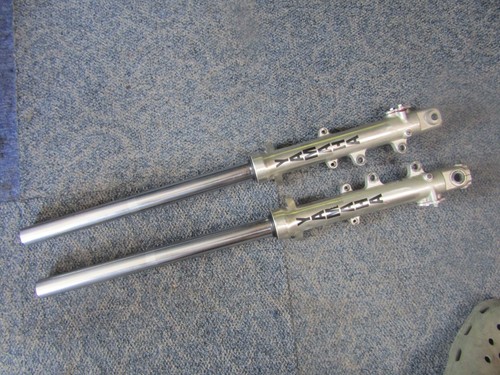 Yamaha 500 front forks - 500,