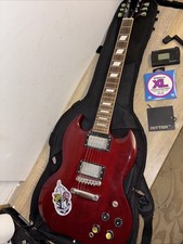 Jim Deacon 6 String Red Electric Guitar With Padded Ritter Bag, Strings & Tuner