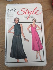 Style Paper Pattern 4742 Size