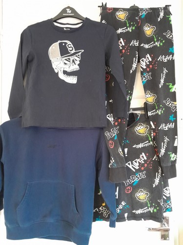 Boys bundle age yrs - x3,