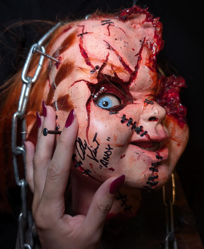 Cult chucky head signed - of,