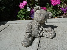 Teddy bear vintage concrete - teddy,
