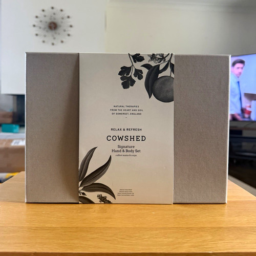 Cowshed signature hand body - signature, &