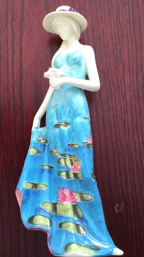 Benaya lady figurine - benaya,