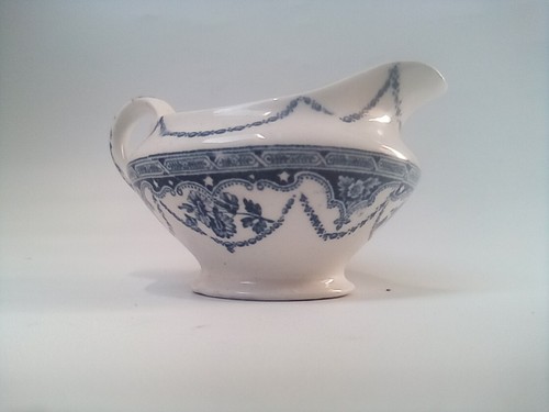 Blue white jug britannia - blue,