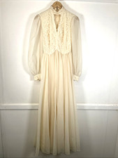 Berketex Brides Vintage Cream Lace & Chiffon Wedding Dress Size Modern UK 6