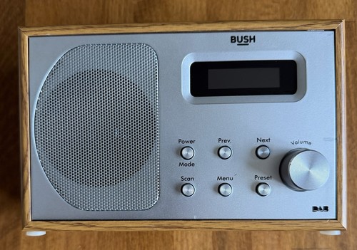 Bush dab portable radio - bush, fm