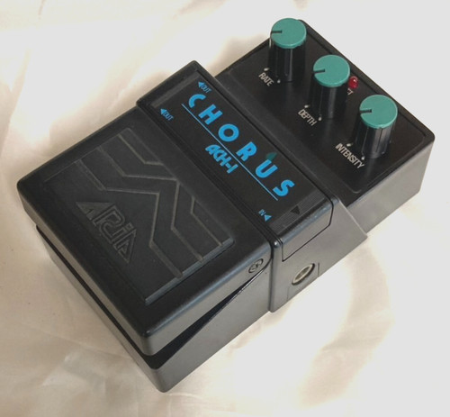 Vintage 90s aria ach 1 - aria, ach-1