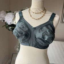 Triumph Doreen Bra  Non-Wired